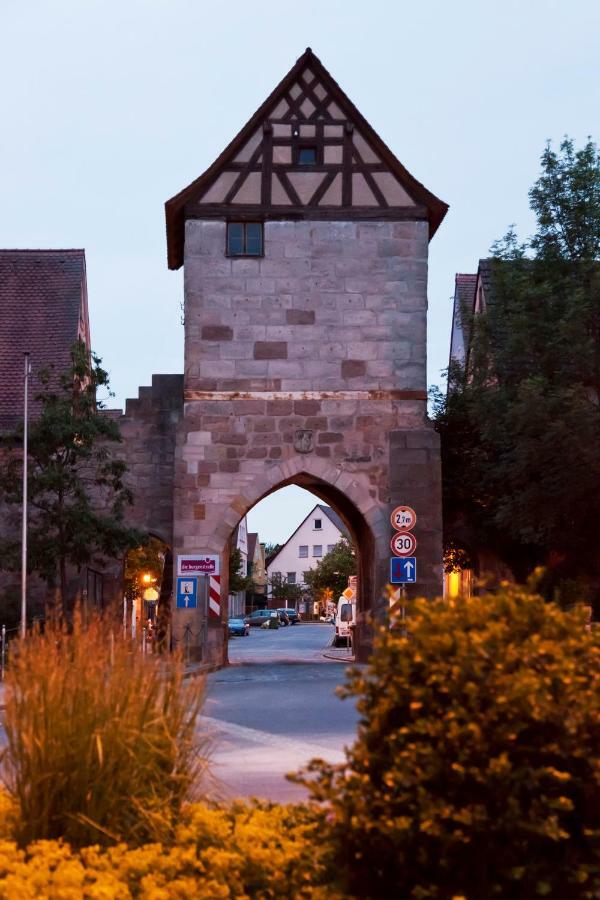 Apartments Am Tor Abenberg エクステリア 写真